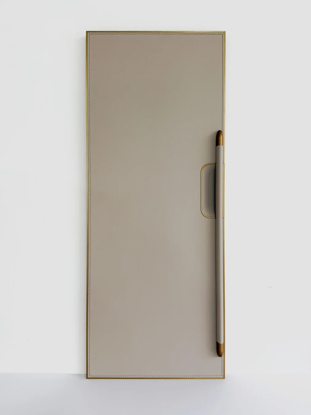 Aluminum-Frame Pole-Handle Door, detail 1