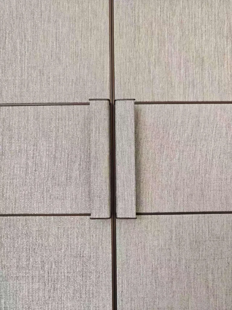 Linen-Faced Door, detail 7