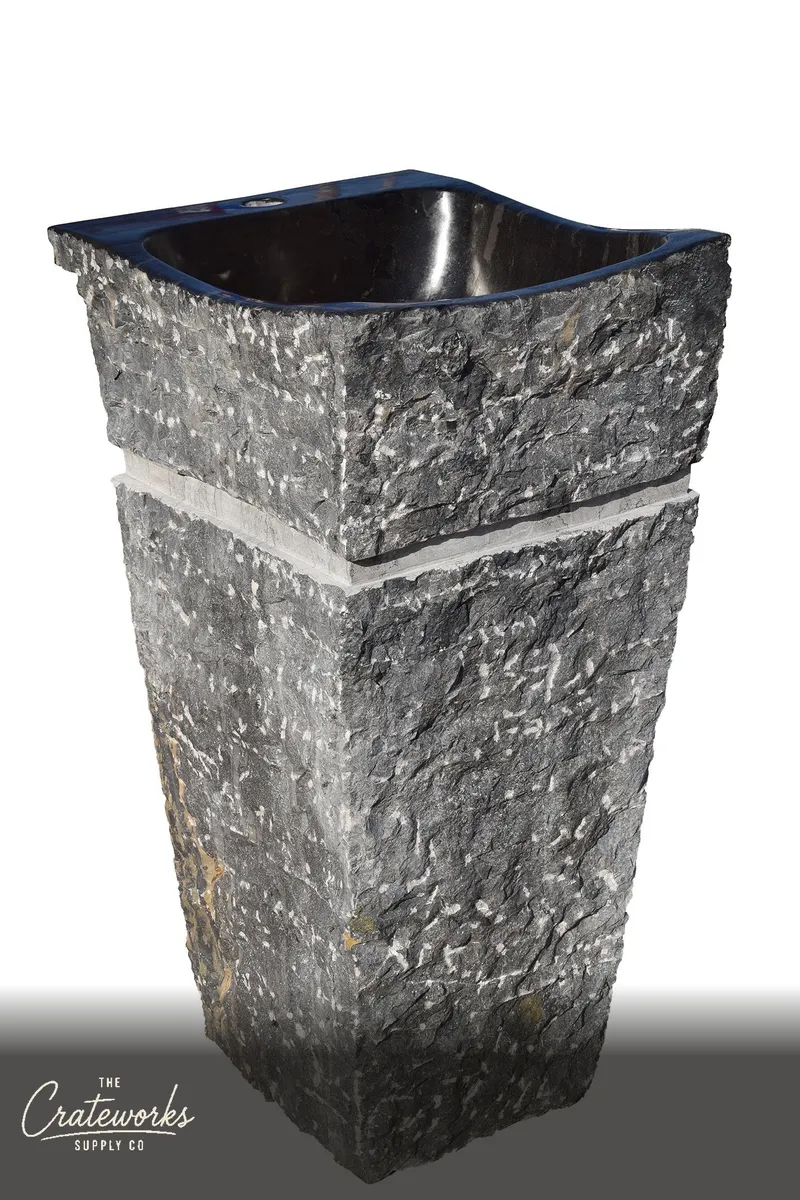 Unique pedestal sink