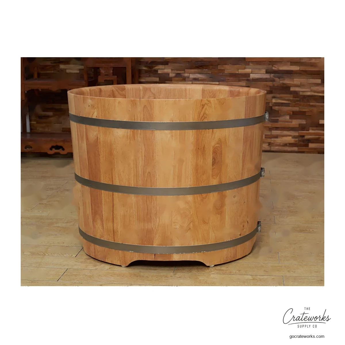 Round Barrel-Style Wood Bath Tub