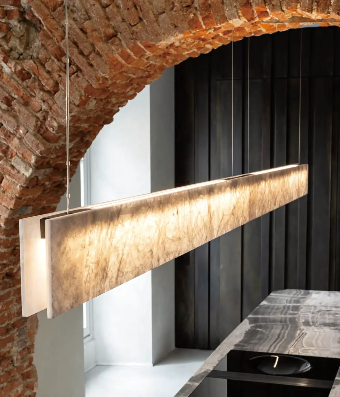 Alabaster Run, linear suspension