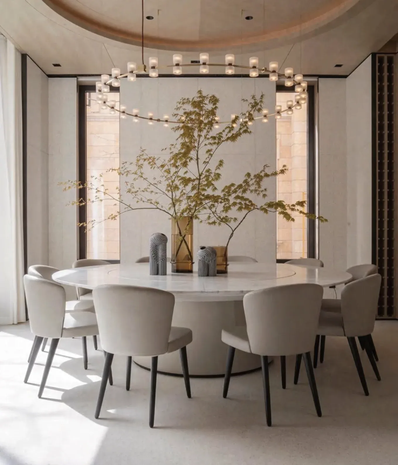 Glass Grand Run, linear suspension